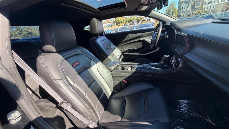 Used 2017 Chevrolet Camaro SS Coupe w/ 2SS RWD image 8