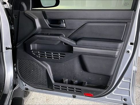 Used 2024 Toyota Tacoma SR5 image 23