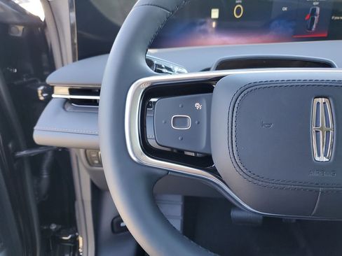 New 2026 Lincoln Nautilus Premier AWD/4WD image 24