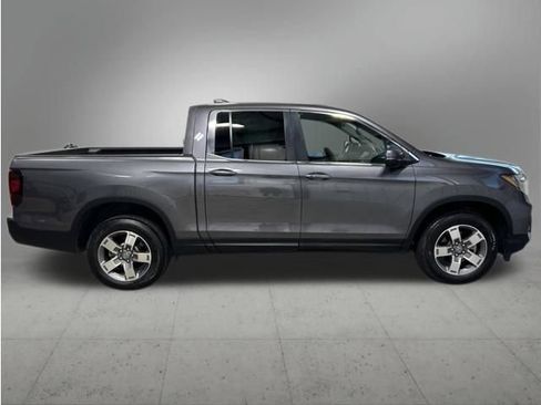 Certified 2024 Honda Ridgeline RTL image 9