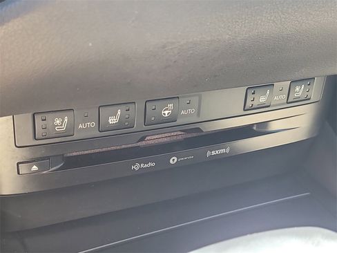 Used 2021 Lexus ES 300h w/ Premium Package image 25