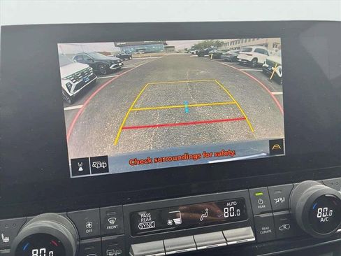 Used 2024 Toyota Grand Highlander XLE image 16