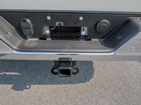 New 2025 GMC Sierra 2500 Pro image 7