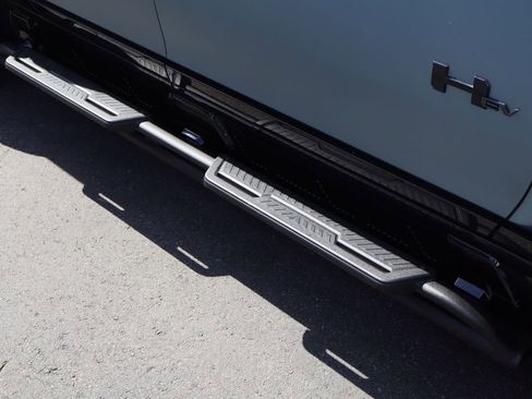 Used 2024 GMC Hummer EV 3X w/ Omega Edition image 10