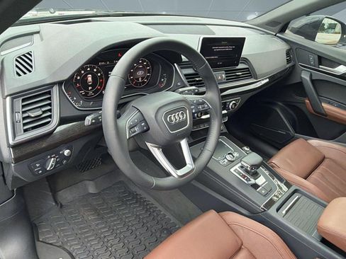 Used 2019 Audi Q5 Prestige w/ Prestige Package AWD/4WD image 4