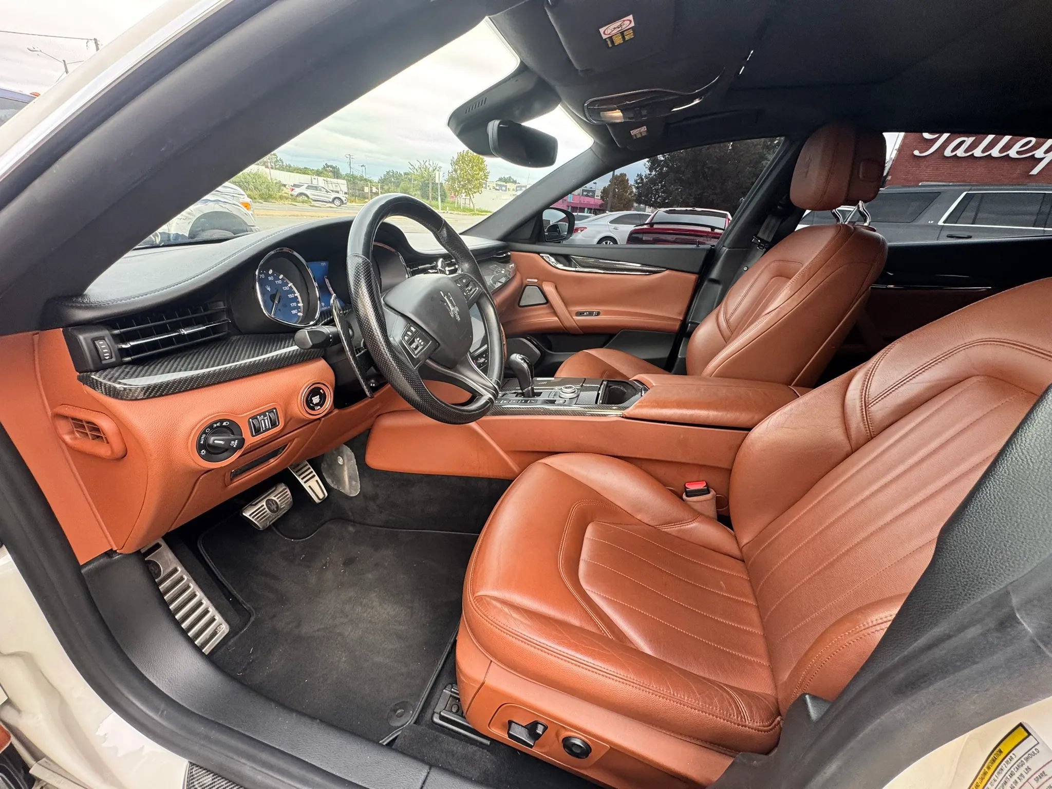Used 2018 Maserati Quattroporte S Q4 AWD/4WD image 12