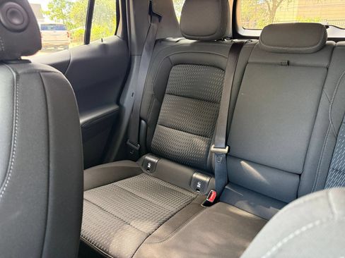 Used 2025 Chevrolet Equinox LT FWD image 40