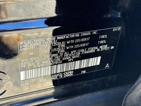 Used 2025 Toyota RAV4 XLE image 29