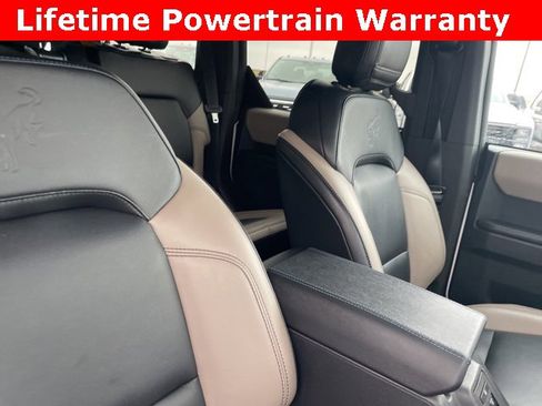 Used 2024 Ford Bronco Wildtrak image 14