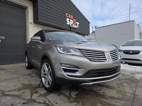 Used 2018 Lincoln MKC Reserve w/ Lincoln MKC Climate Package image 1