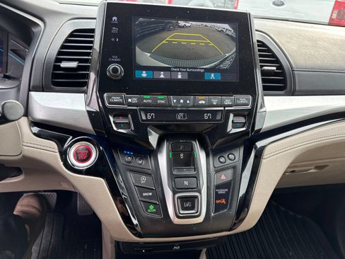 Used 2018 Honda Odyssey Elite image 15