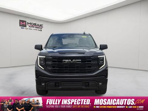 Used 2022 GMC Sierra 1500 Elevation AWD/4WD image 2