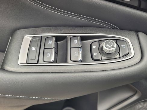 Used 2024 Subaru Outback Touring w/ Popular Package #2 image 18