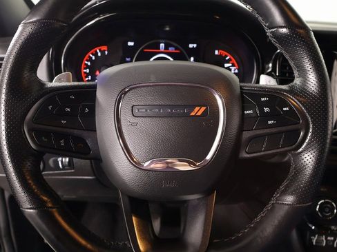 Used 2024 Dodge Durango GT RWD image 3