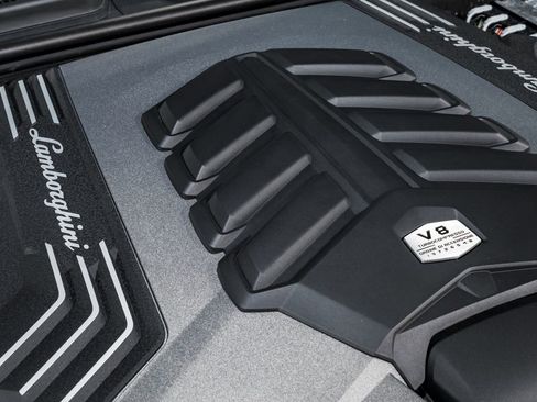 Used 2023 Lamborghini Urus S image 51