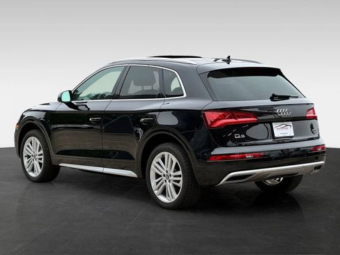 Used 2018 Audi Q5 2.0T Premium Plus w/ Premium Plus Package AWD/4WD image 5