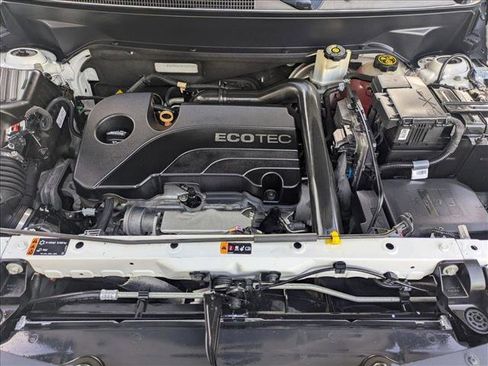 Used 2018 Chevrolet Equinox LT image 22