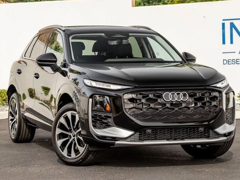 New 2026 Audi Q3 quattro 2.0T AWD/4WD image 4