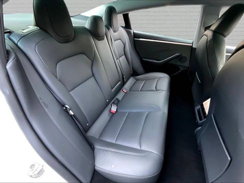 Used 2024 Tesla Model 3 Standard Range RWD image 24