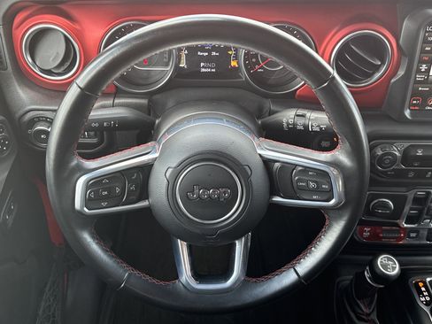 Used 2020 Jeep Wrangler Unlimited Rubicon AWD/4WD image 17