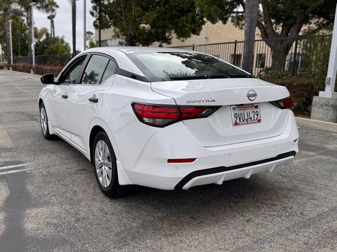 Certified 2025 Nissan Sentra S FWD image 6