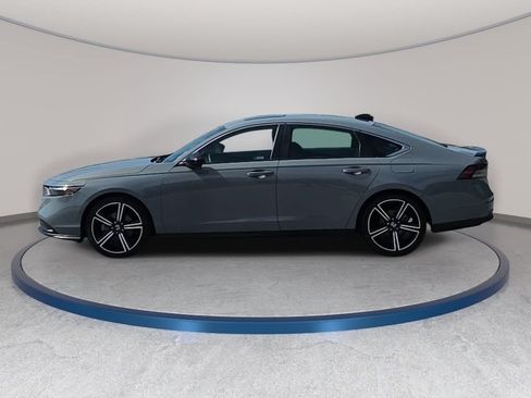 Used 2024 Honda Accord Sport image 8