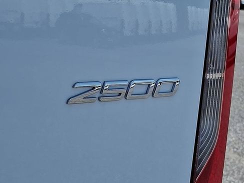 Used 2025 Mercedes-Benz Sprinter 2500 image 23