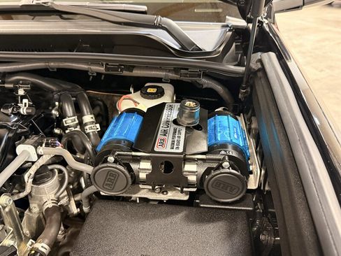 Used 2019 Toyota 4Runner TRD Off-Road AWD/4WD image 32