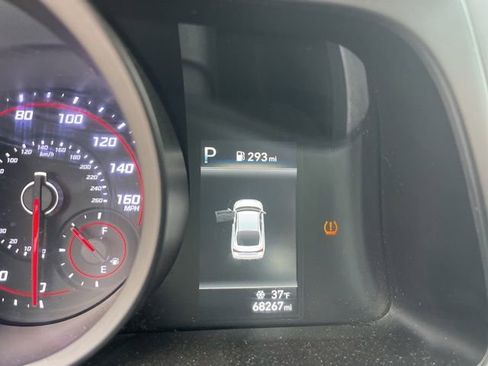 Used 2023 Hyundai Elantra SEL image 15