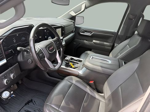 Used 2022 GMC Sierra 1500 SLT w/ SLT Premium Plus Package AWD/4WD image 9