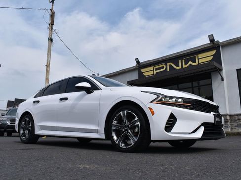 Used 2022 Kia K5 LXS image 7