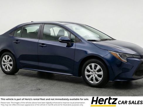 Used 2025 Toyota Corolla LE image 1