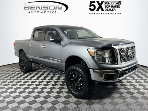 Used 2018 Nissan Titan SV w/ SV Convenience Package AWD/4WD image 1