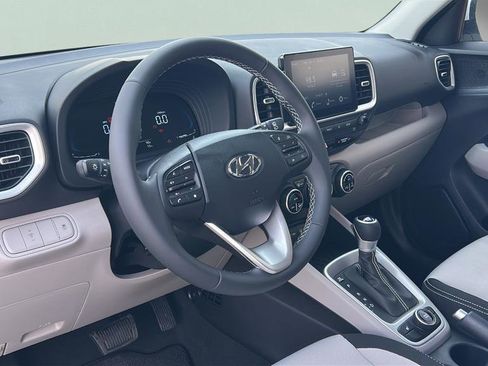 New 2026 Hyundai Venue SEL FWD image 28