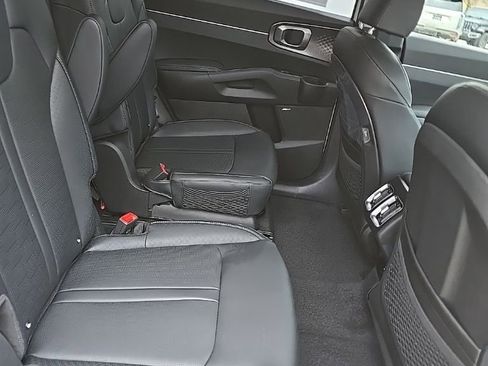 New 2026 Kia Sorento EX w/ EX Premium Package AWD/4WD image 11