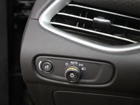 Used 2017 Chevrolet Malibu LS FWD image 14