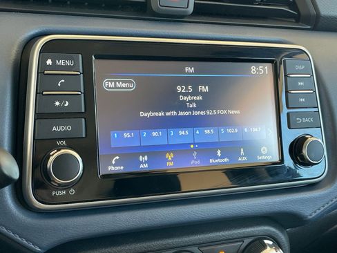 Used 2025 Nissan Versa SV image 20