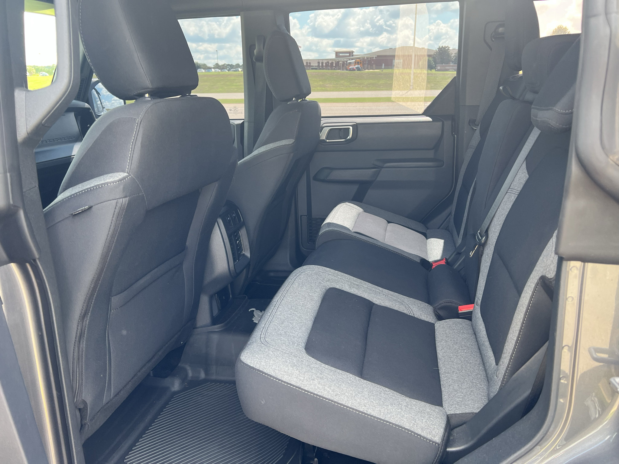 Used 2025 Ford Bronco 4-Door w/ Sasquatch Package AWD/4WD image 17
