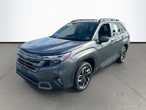 Used 2025 Subaru Forester Limited AWD/4WD image 3