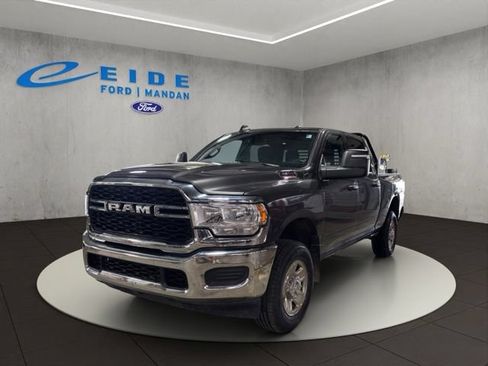 Used 2024 RAM 2500 Tradesman w/ Chrome Appearance Group AWD/4WD image 5