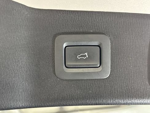 Used 2025 MAZDA CX-5 AWD 2.5 S w/ Preferred Package image 24