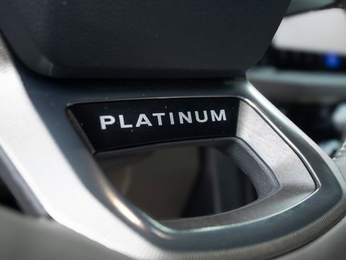 Used 2025 Ford F350 Platinum w/ Platinum Plus Package image 12