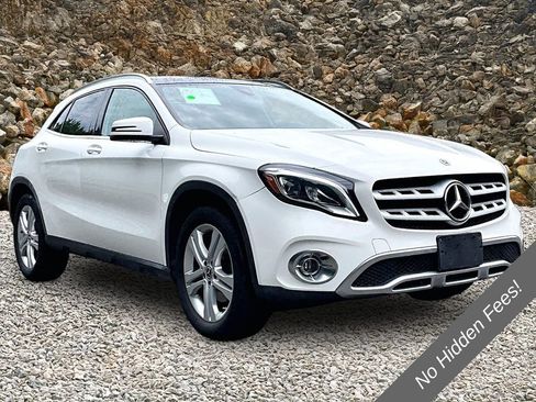 Used 2019 Mercedes-Benz GLA 250 4MATIC w/ Premium Package image 9