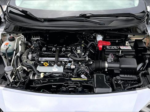 Used 2023 Nissan Versa SR w/ Trunk Package image 33