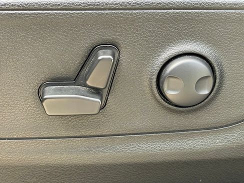 Used 2023 RAM 1500 Big Horn AWD/4WD image 21