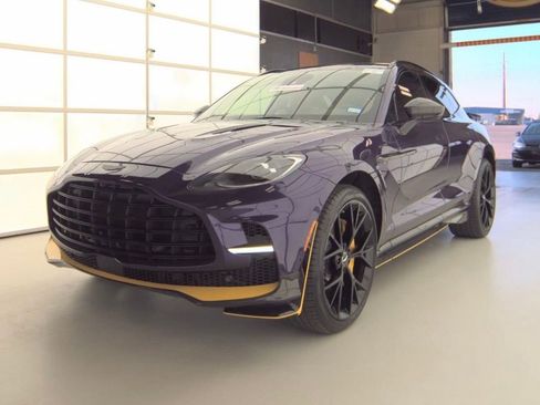 Used 2024 Aston Martin DBX 707 AWD/4WD image 3
