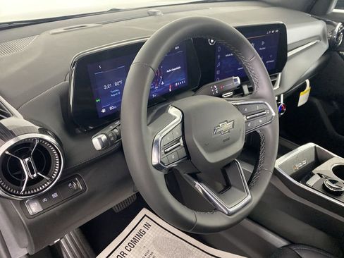 New 2026 Chevrolet Equinox LT w/ Convenience Package II image 11