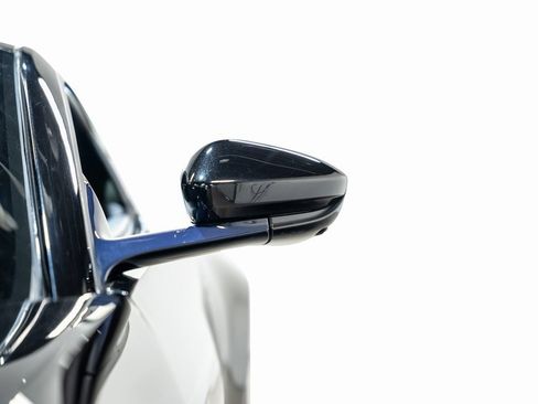 Used 2020 Aston Martin V8 Vantage Coupe image 9