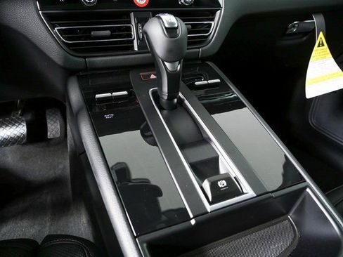 New 2026 Porsche Macan image 19