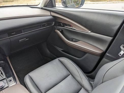 Used 2025 MAZDA CX-30 2.5 Turbo w/ Premium Package image 19